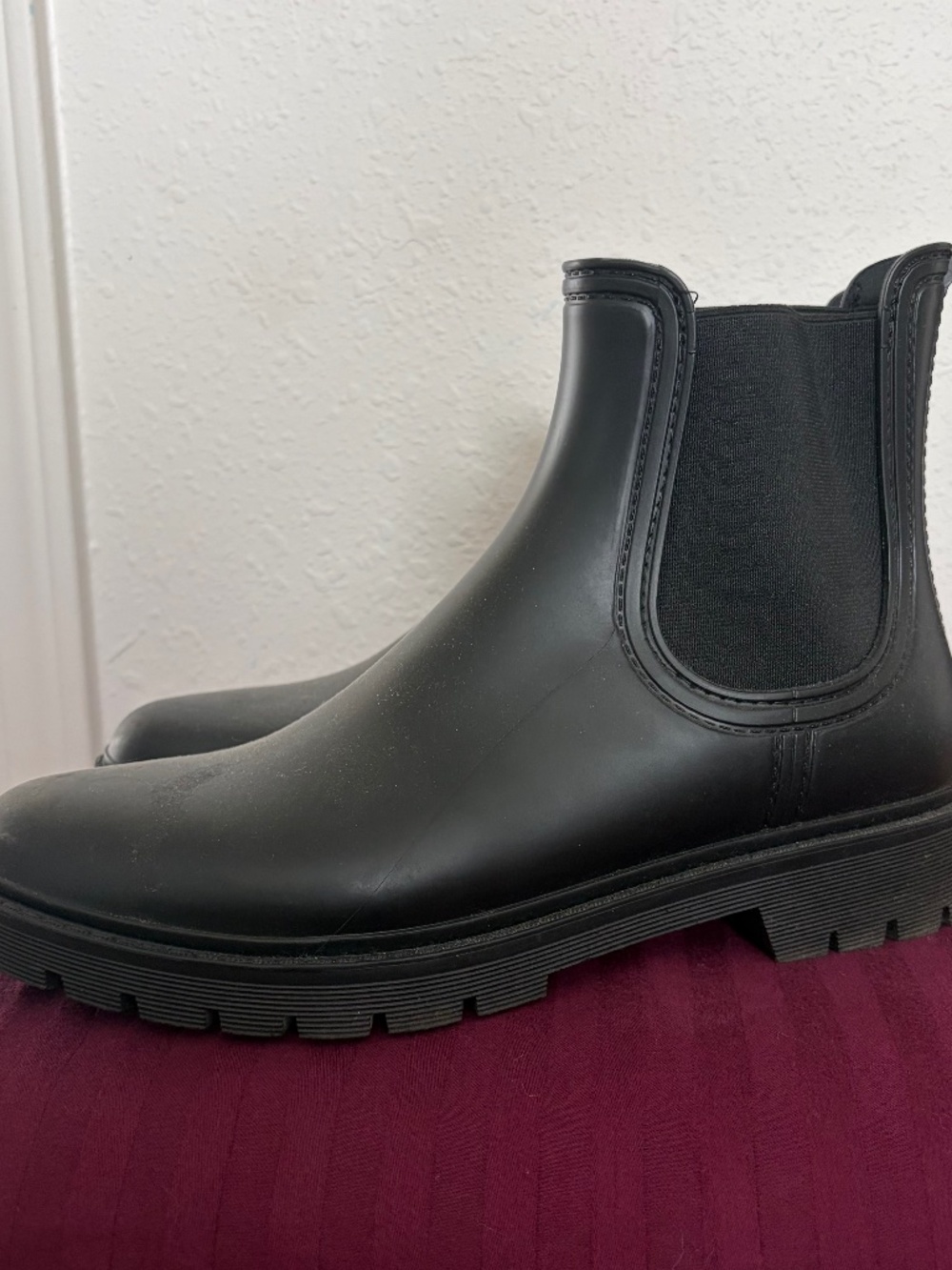 Serra Women's 9 Chelsea Black Rain Boots Ankle Height Thick Soles